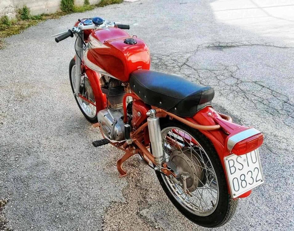 Ducati 200 Elite (5)