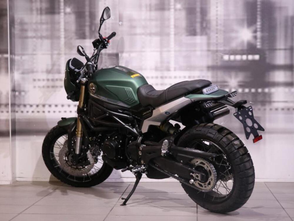 Benelli Leoncino 800 (2022 - 25) (2)