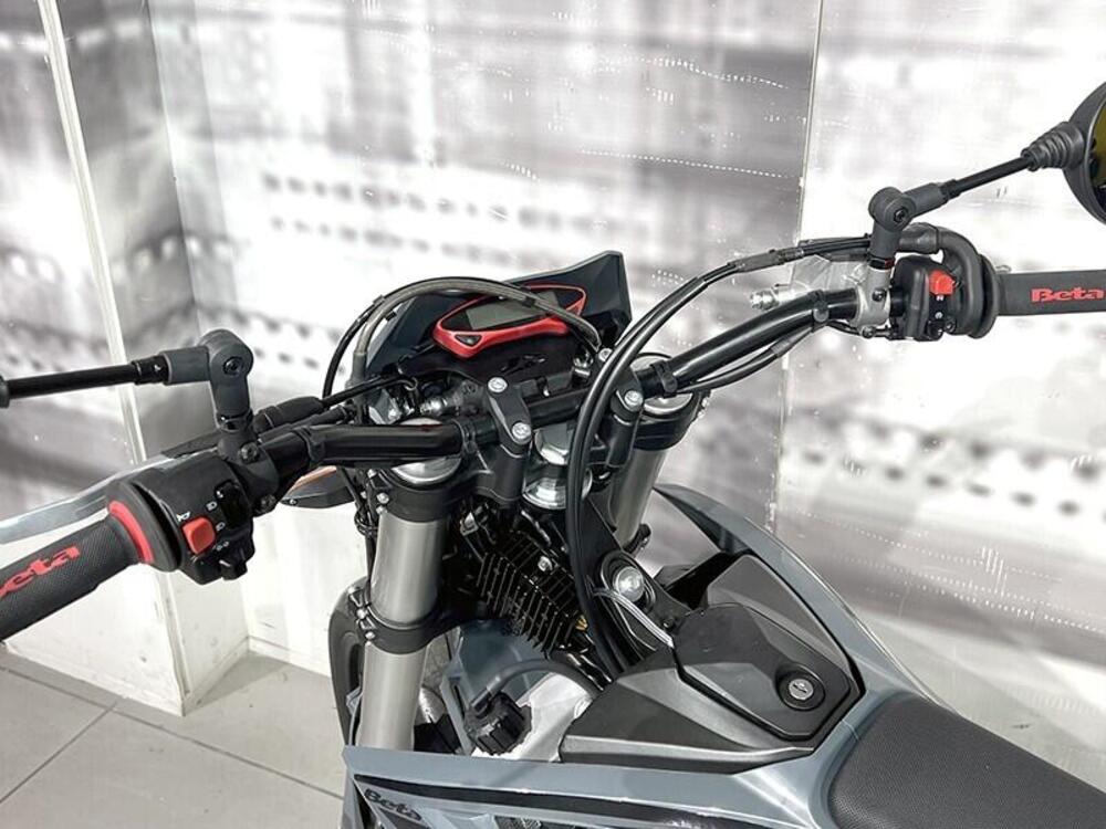 Betamotor RR 125 4T Enduro R (2024 - 25) (5)