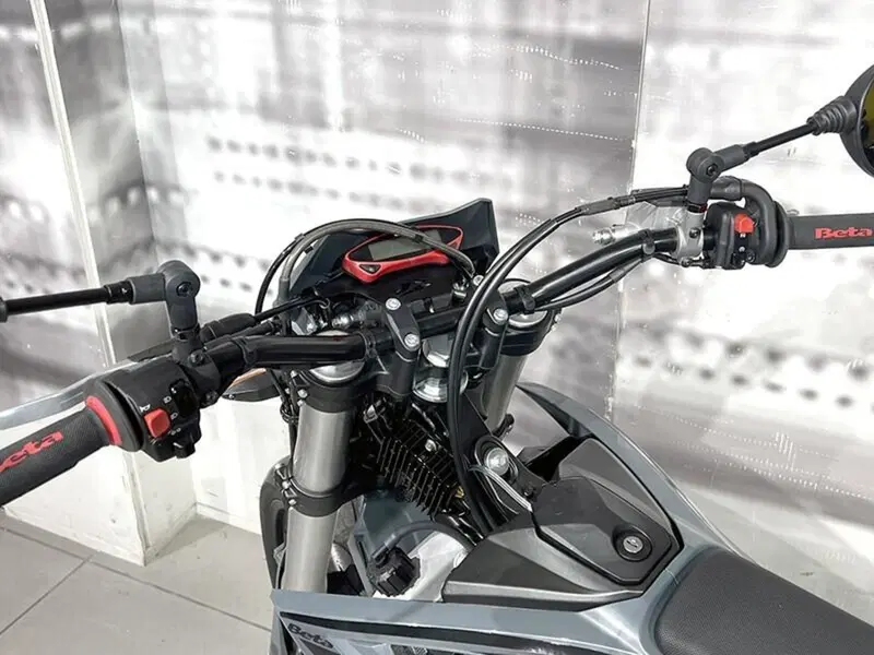 Betamotor RR 125 4T Enduro R (2024 - 26) (5)