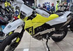 Husqvarna 701 Supermoto (2026) nuova