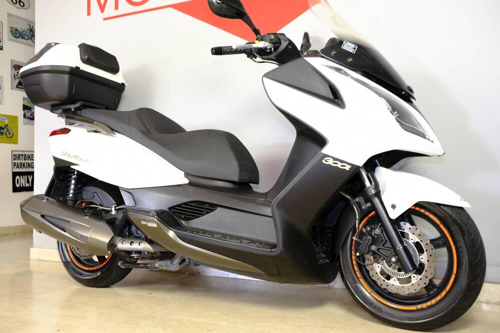 Kymco Downtown 300i (2009 - 17) (4)