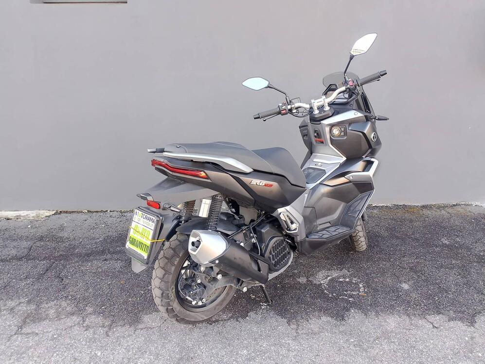 Voge Sfida SR1 ADV (2023 - 25) (4)