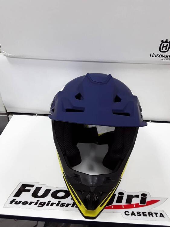 CASCO HUSQVARNA KIDS (3)