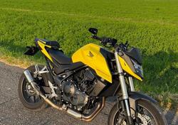 Honda CB 750 Hornet (2023 - 24) usata