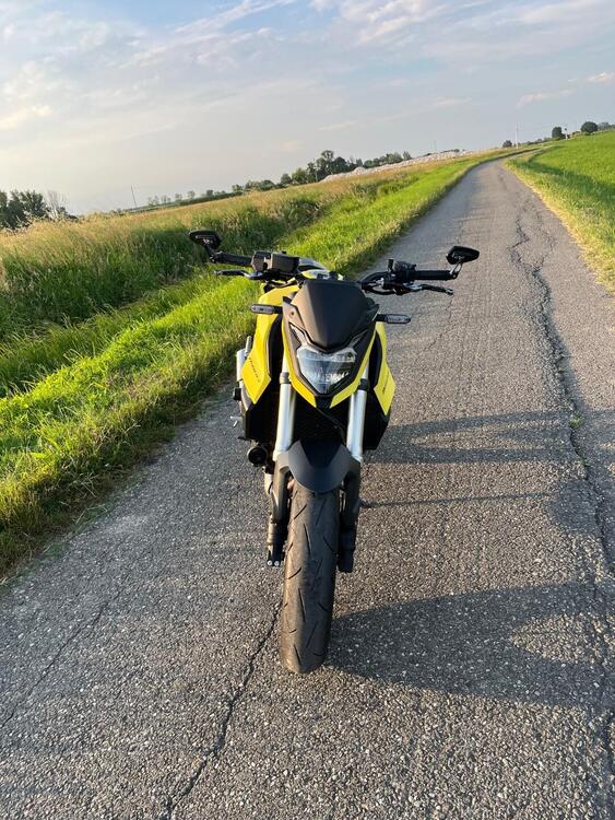 Honda CB 750 Hornet (2023 - 24) (3)