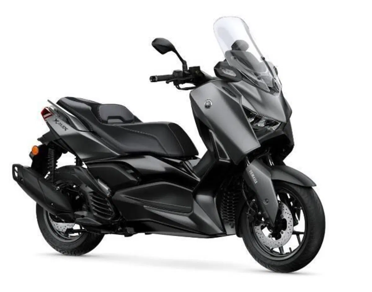 Yamaha X-Max 125 Tech Max+ (2025 - 26) (2)