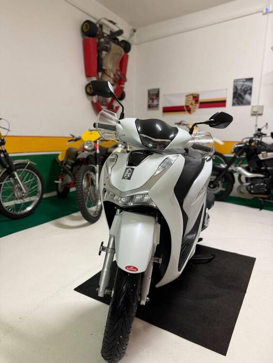 Honda SH 125i (2020 - 23) (2)