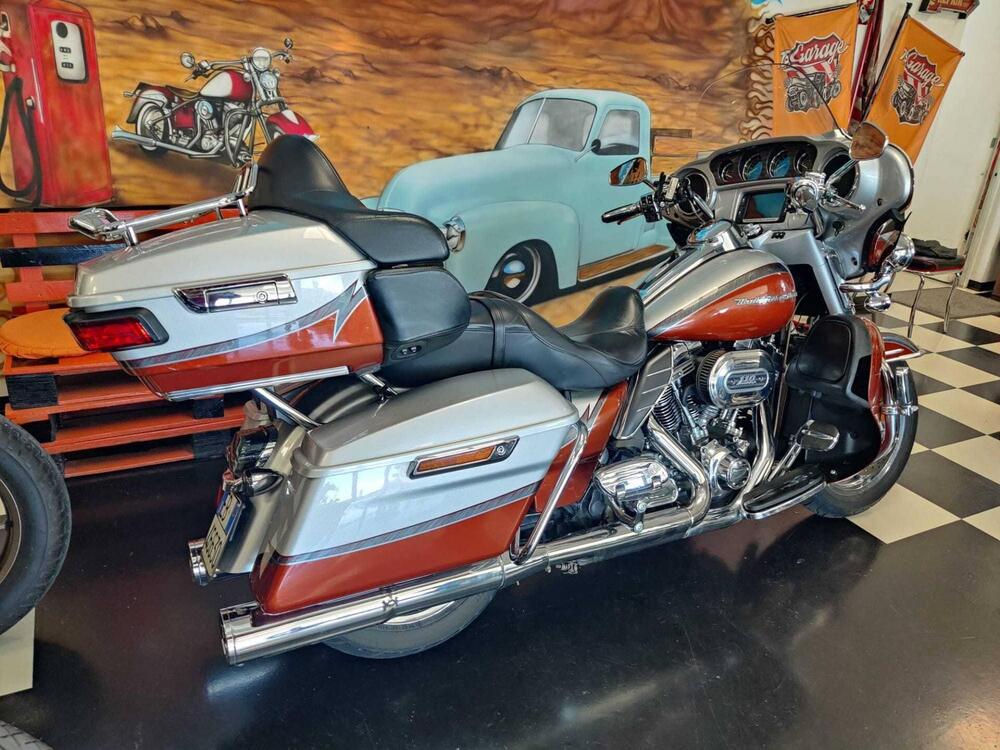 Harley-Davidson 1690 Electra Glide Ultra Limited (2014 - 15) - FLHTK (3)