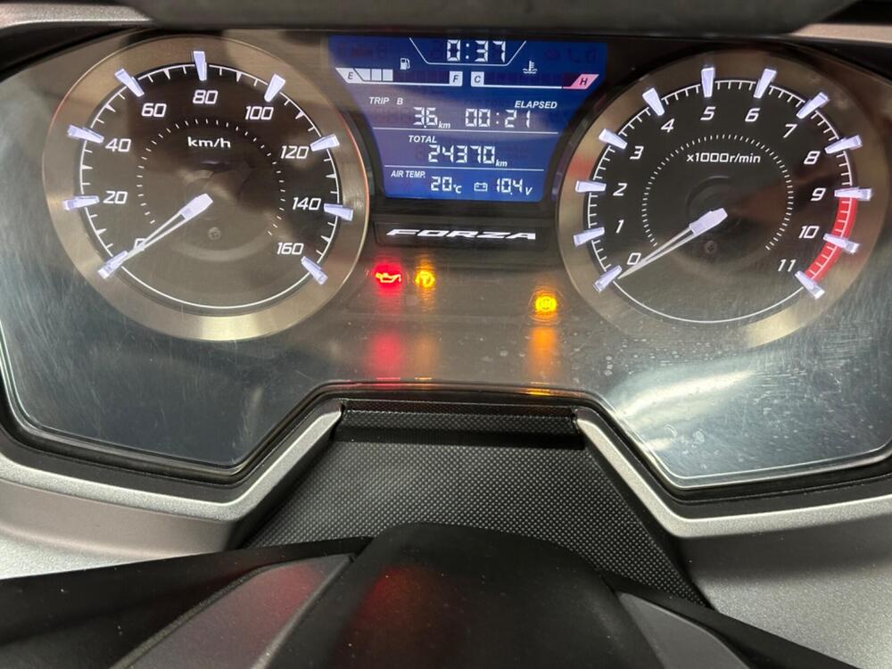 Honda Forza 350 (2022 - 24) (5)