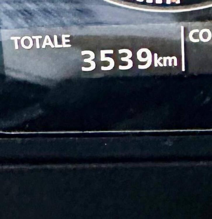 Honda CB 750 Hornet (2023 - 24) (2)