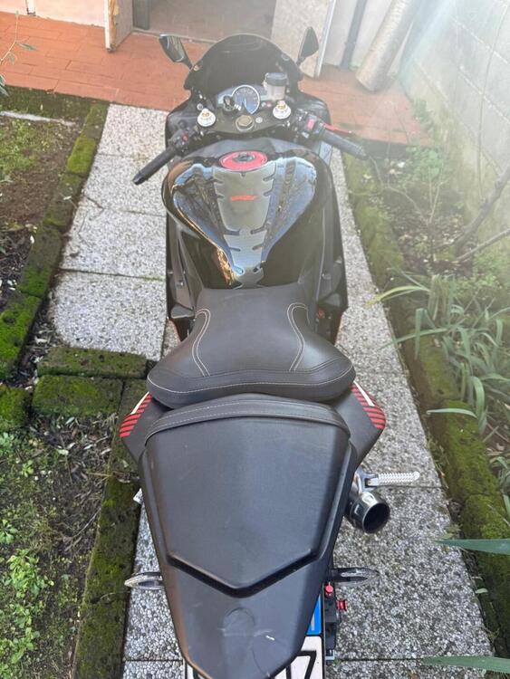 Yamaha YZF R6 (2006 - 07) (5)