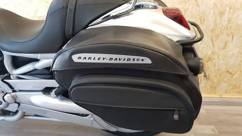 Harley-Davidson 1130 V-Rod (2002 - 05) - VRSCA (7)