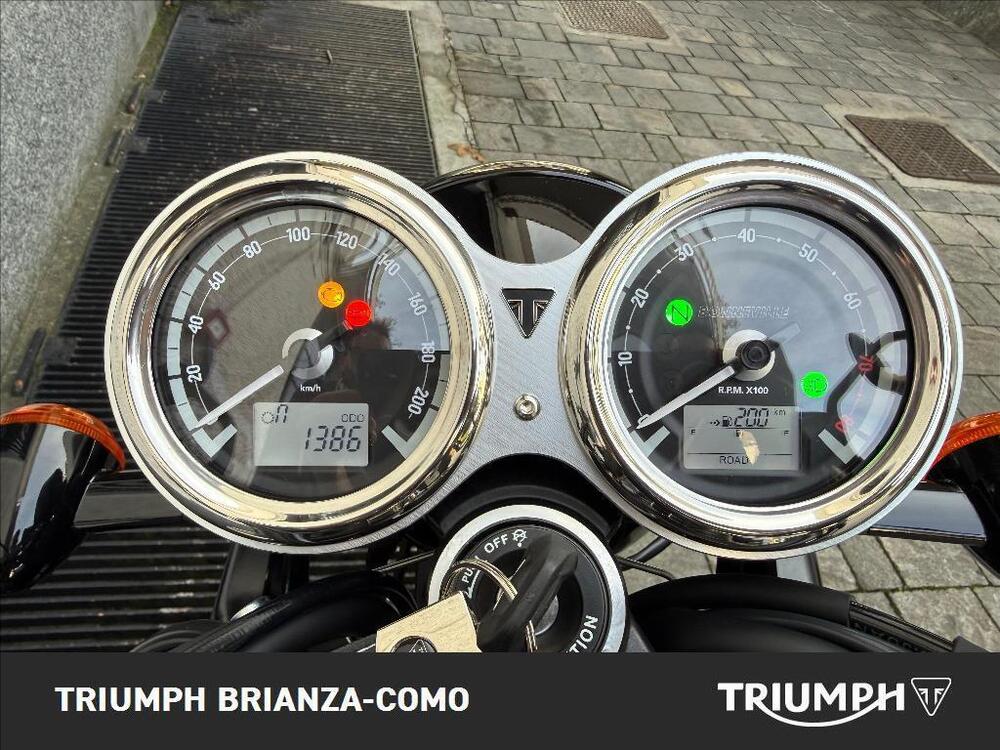 Triumph Bonneville T120 (2021 - 25) (4)