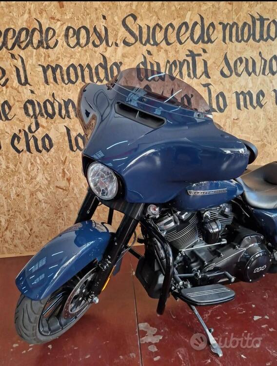 Harley-Davidson 114 Street Glide Special (2019 - 20) - FLHXS (4)