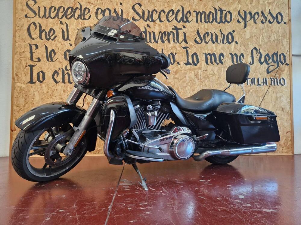 Harley-Davidson 107 Street Glide Special (2017 - 19) - FLHXS (2)