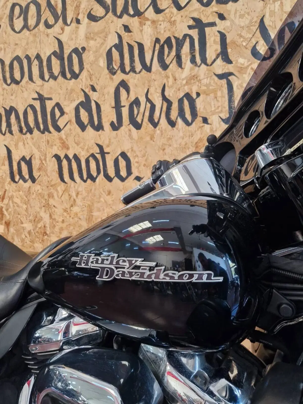 Harley-Davidson 107 Street Glide Special (2017 - 19) - FLHXS (10)