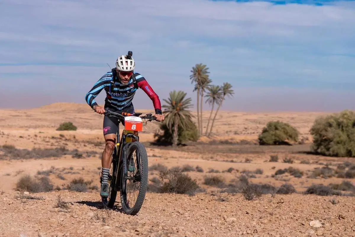Tembaine Desert Rally 2025, prima tappa: vento contrario e batterie al limite verso Ksar Ghilane (15)