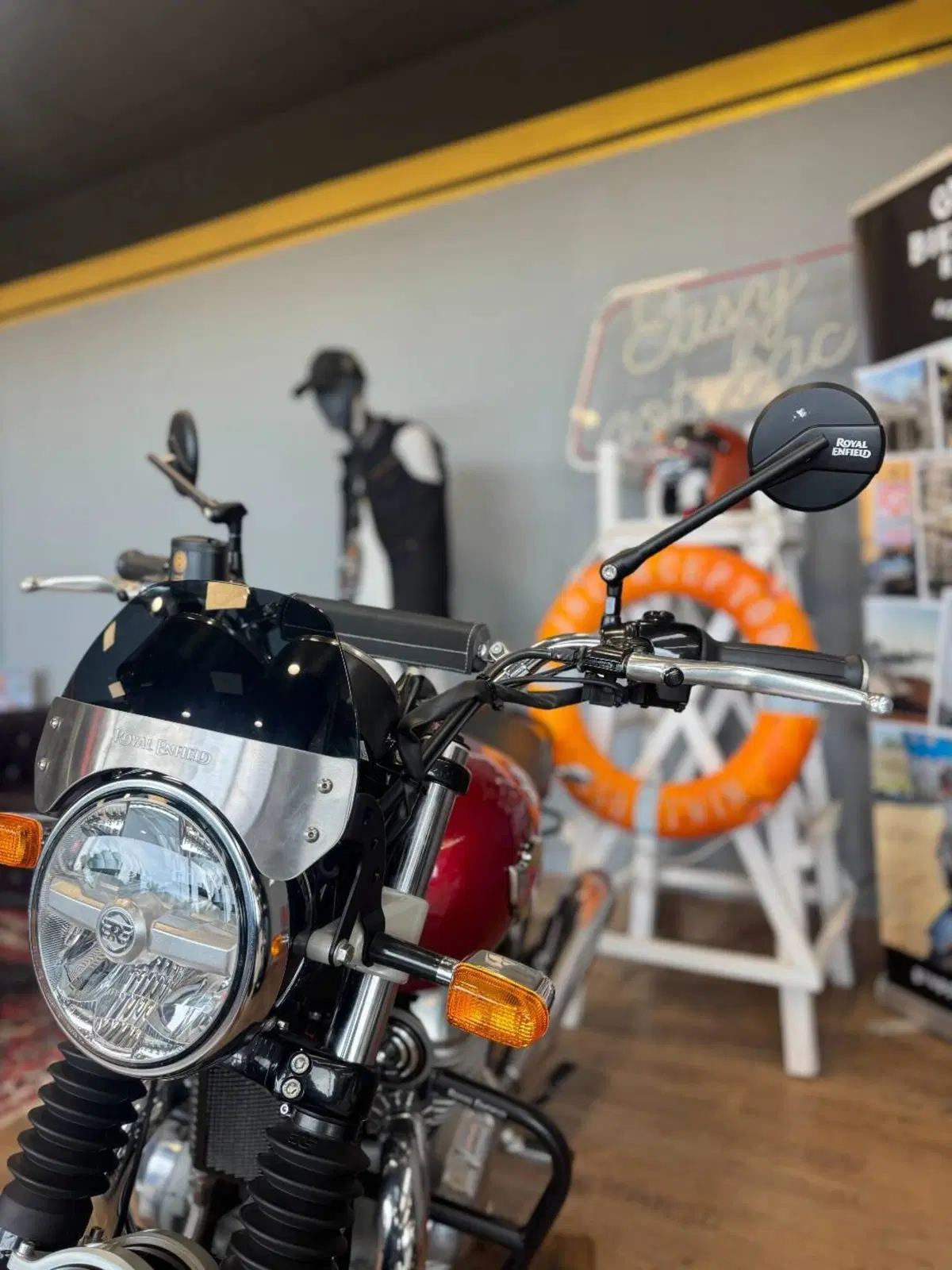 Royal Enfield Interceptor 650 Custom (2020) (3)