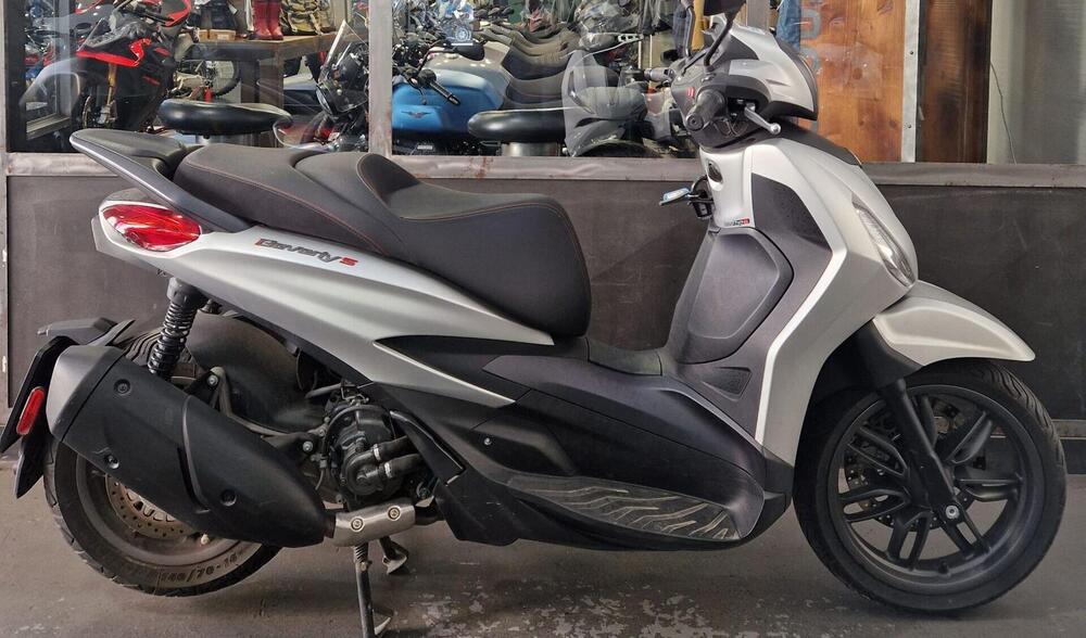 Piaggio Beverly 300 S ABS-ASR (2021 - 25)