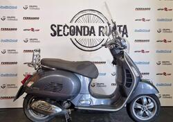 Vespa GTS 300 Touring Hpe (2021 - 22) usata