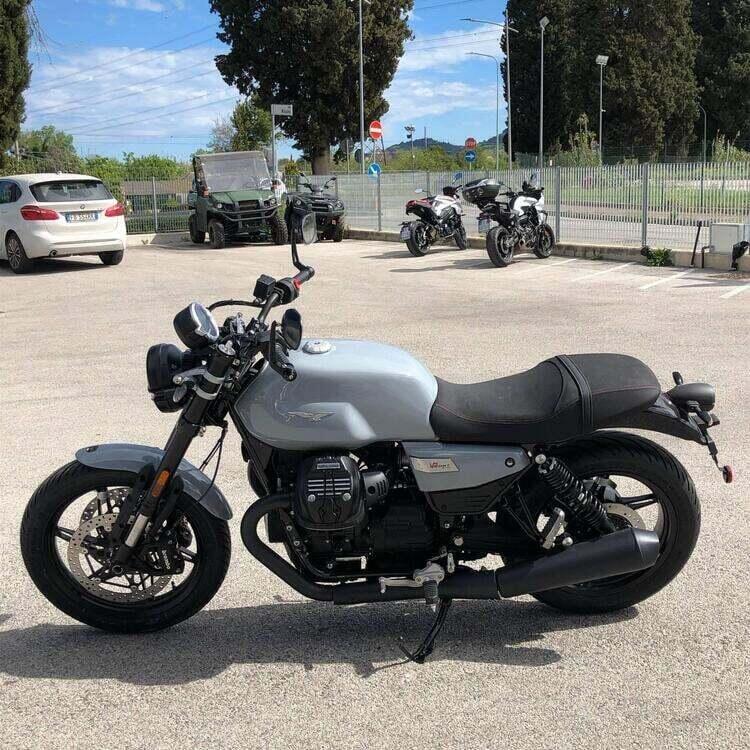 Moto Guzzi V7 Sport (2025) (4)