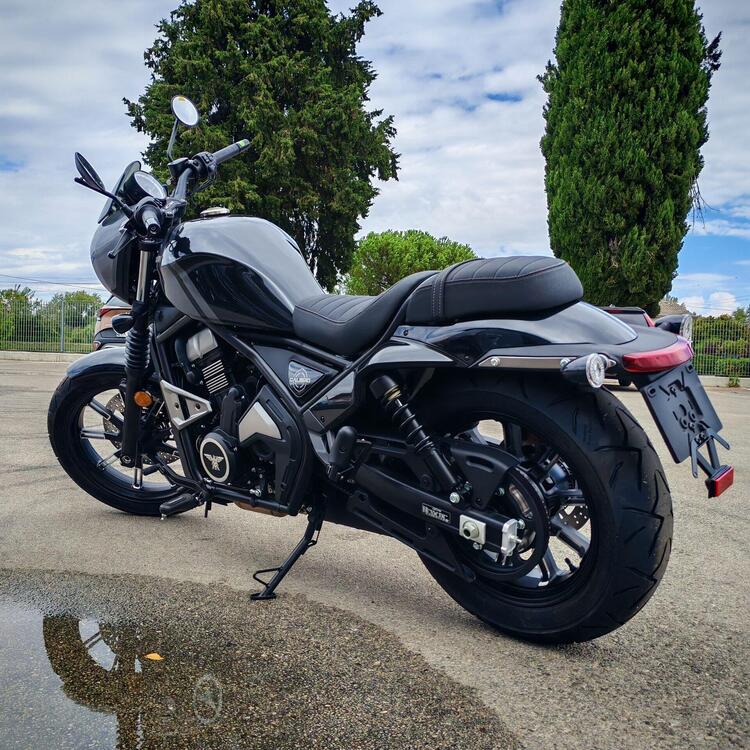 Moto Morini Calibro Custom (2024 - 25) (4)