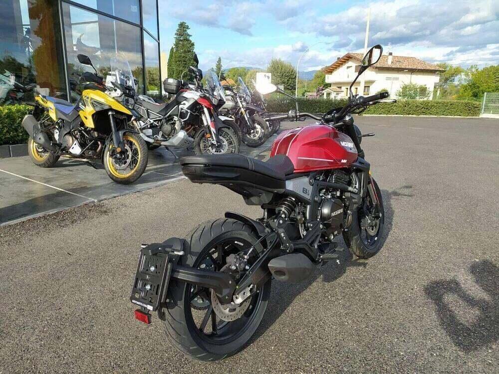 Moto Morini SEIEMMEZZO STR (2022 - 25) (4)