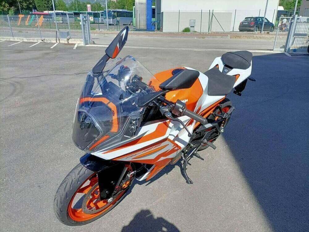 KTM RC 125 (2022 - 25) (3)