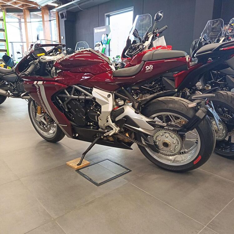 MV Agusta Superveloce 800 98 (2023 - 25) (3)
