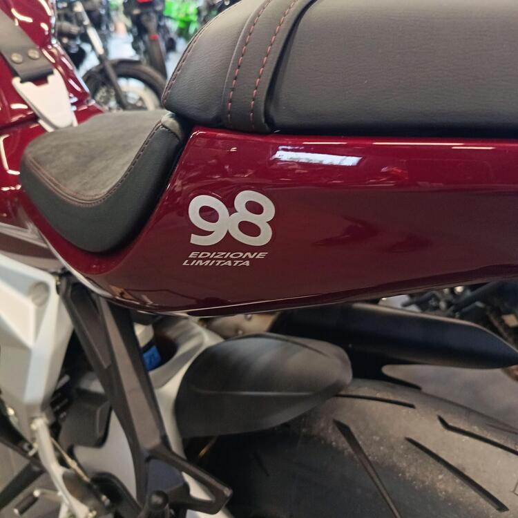 MV Agusta Superveloce 800 98 (2023 - 25) (4)