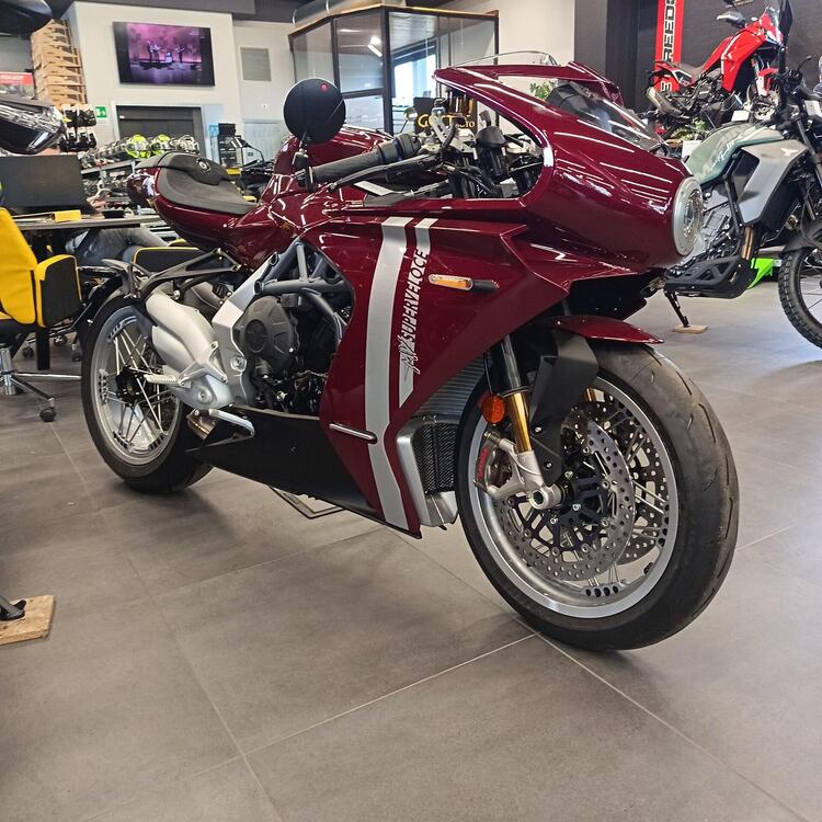MV Agusta Superveloce 800 98 (2023 - 25) (5)