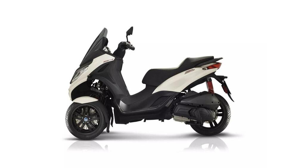 Piaggio MP3 300 ABS Hpe (2021 - 24) (3)