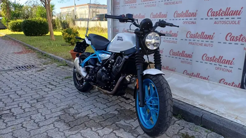 Royal Enfield Guerrilla 450 (2024 - 26) (12)