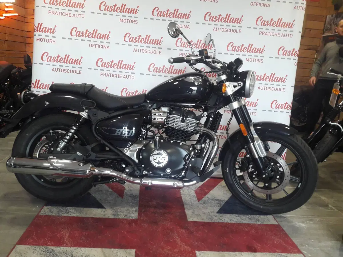 Royal Enfield Super Meteor 650 (2023 - 26) (6)