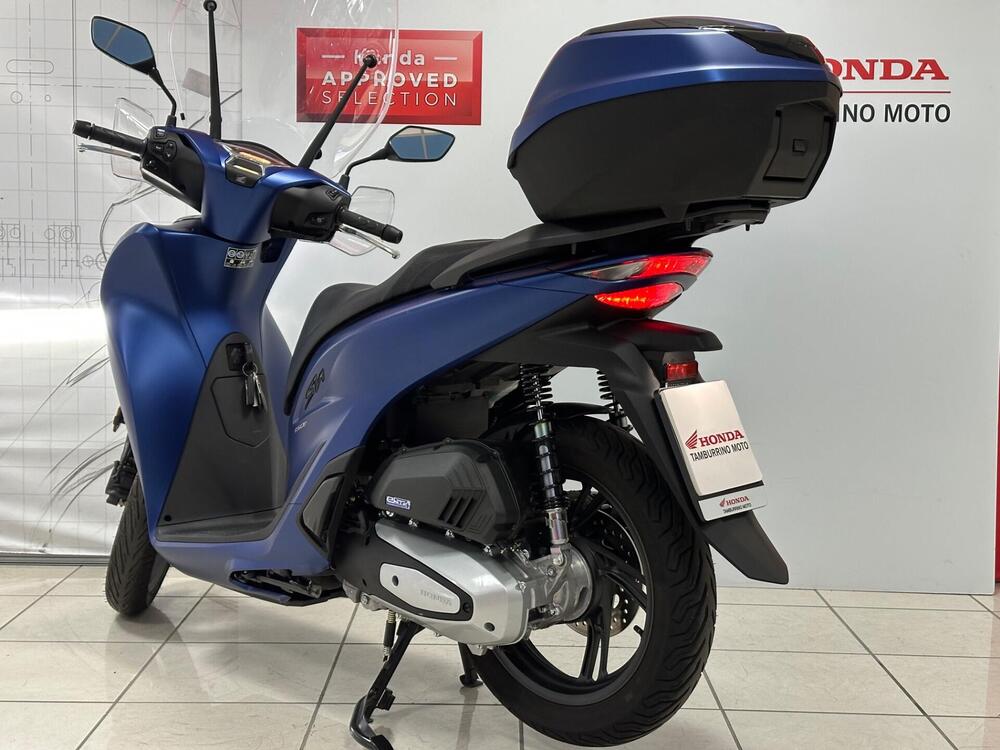 Honda SH 150i (2024 - 25) (4)