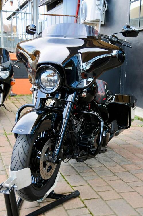 Harley-Davidson 1584 Street Glide (2008 - 10) - FLHX (5)