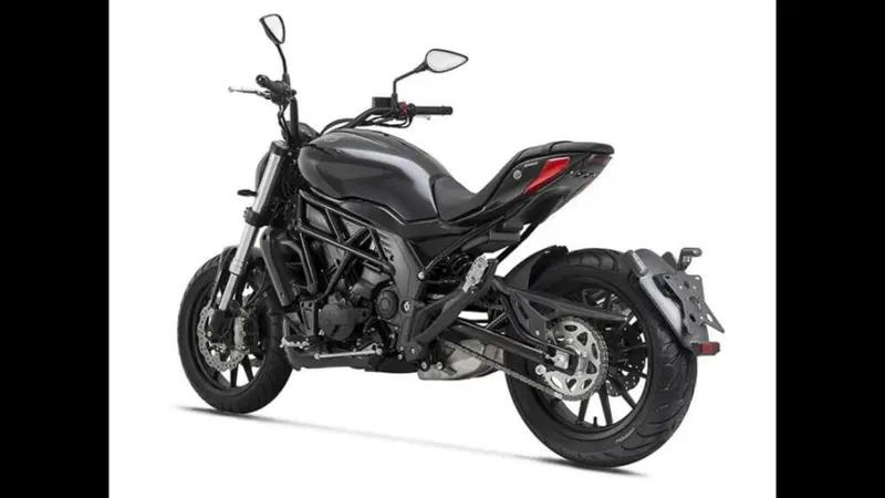 Benelli 502 C (2021 - 25) (3)