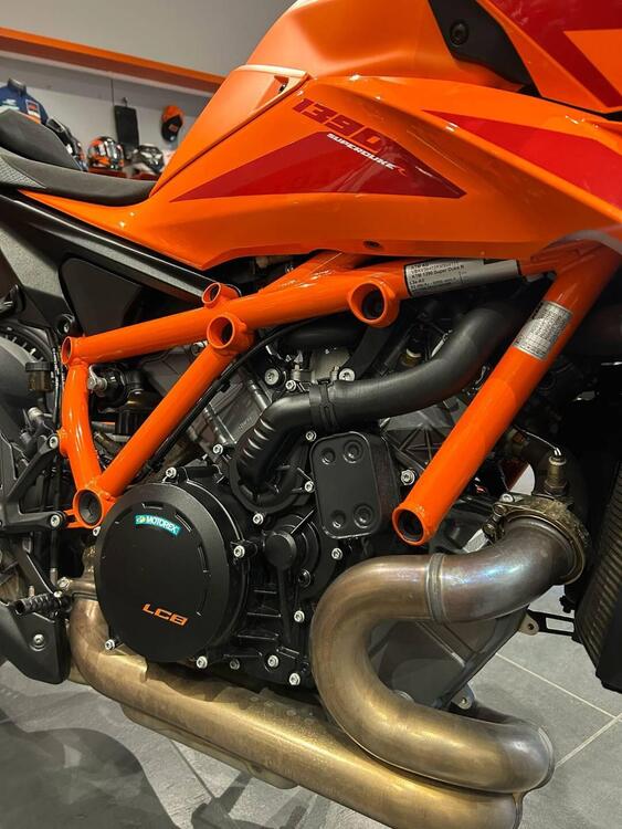 KTM 1390 Super Duke R EVO (2024 - 26) (4)