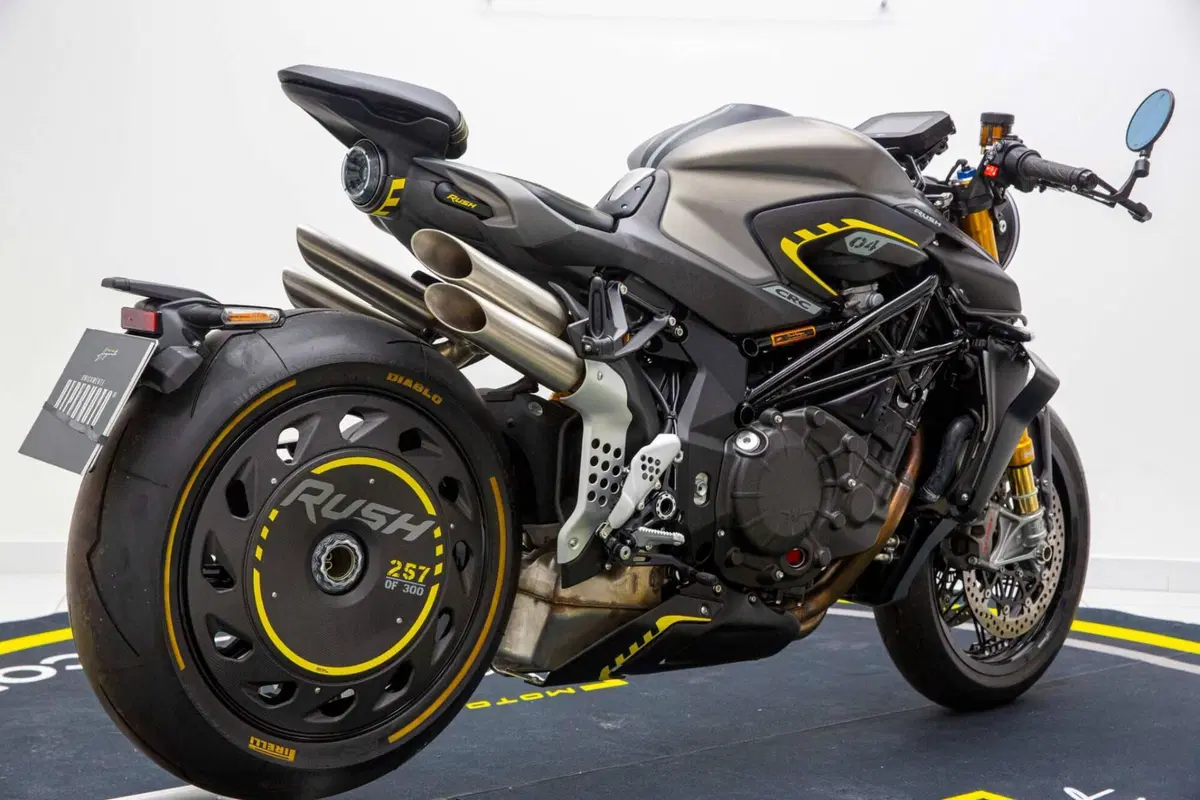 MV Agusta Rush 1000 (2021 - 22) (5)