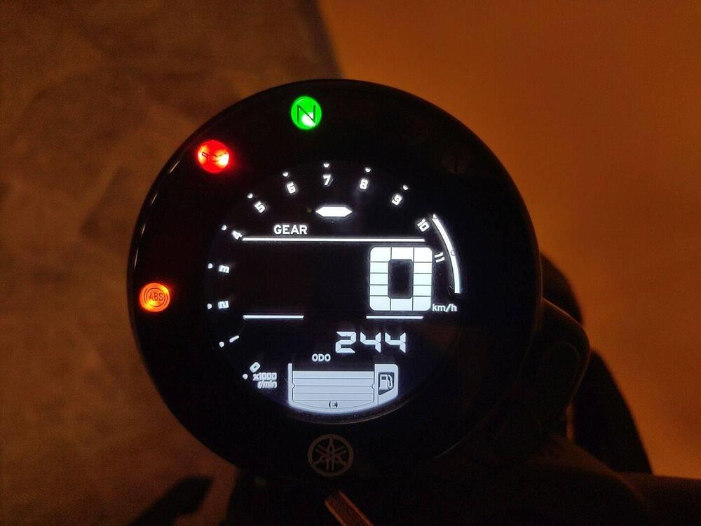 Yamaha XSR 700 (2022 - 25) (5)