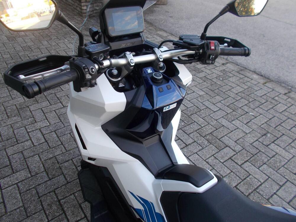 Honda X-ADV 750 Special Edition (2026) (5)