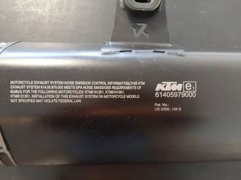AKRAPOVIC KTM 1290 DUKE R/GT 2014- (5)