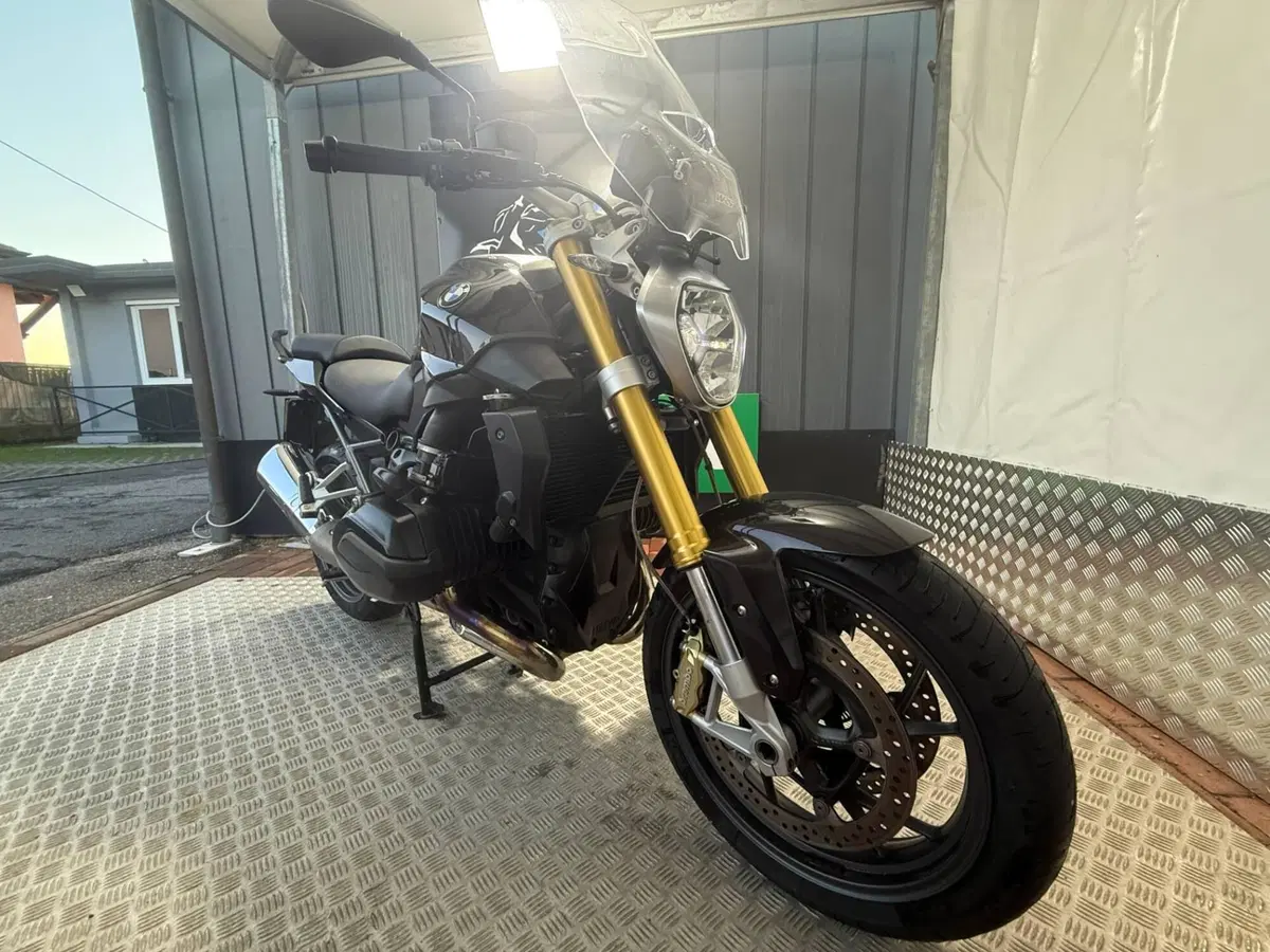 Bmw R 1200 R (2017 - 18) (5)