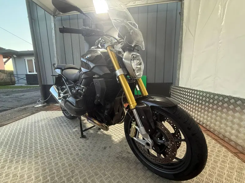 Bmw R 1200 R (2017 - 18) (5)