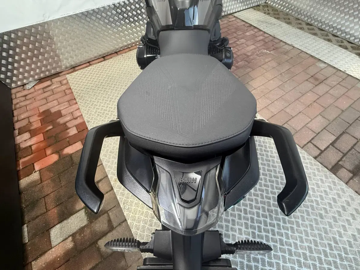 Bmw R 1200 R (2017 - 18) (10)
