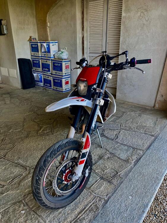 Fantic Motor Motard 125 Performance 4t (2020) (2)