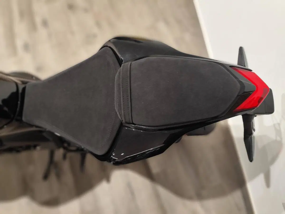 MV Agusta F3 800 RR (2022 - 25) (11)