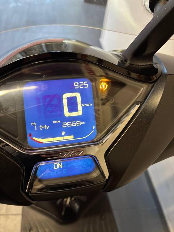 Honda SH 150i Sport (2022 - 23) (4)