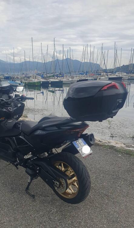 KIT PORTAPACCHI + BAULE CITY 45 YAMAHA TMAX T-MAX (4)
